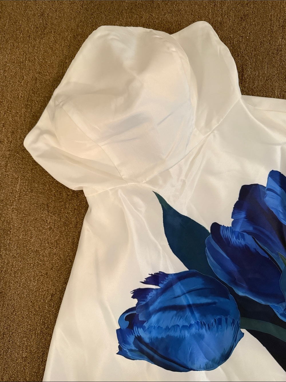IEENA FOR MAC DUGGAL
White Strapless Satin Midi Dress With Flower Print - Picture 7 of 13